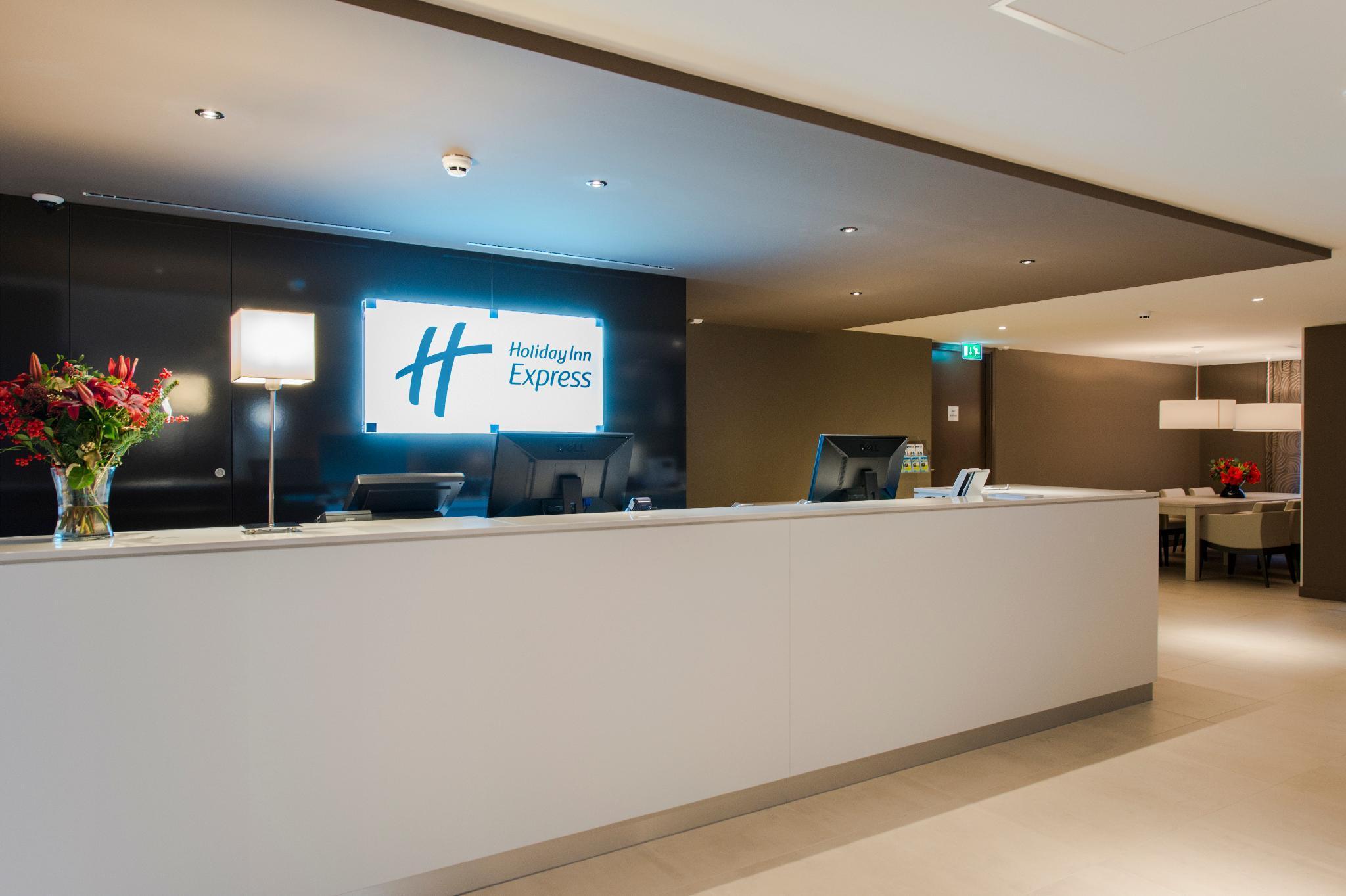 Holiday Inn Express The Hague - Parliament By Ihg Exterior foto